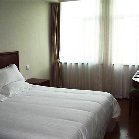 Greentree Inn Shanghai Jiading The South Of F1 Circuit Fangtai Hardware Market Express Hotel Esterno foto